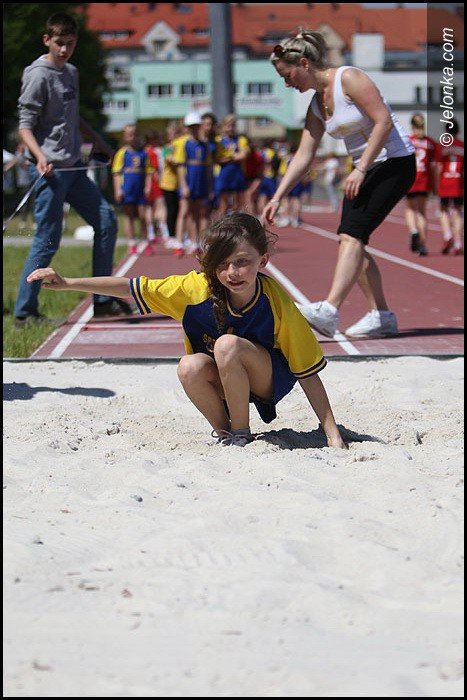 lekkoatletyczne-zmagania-przy-zotniczej-foto-52252