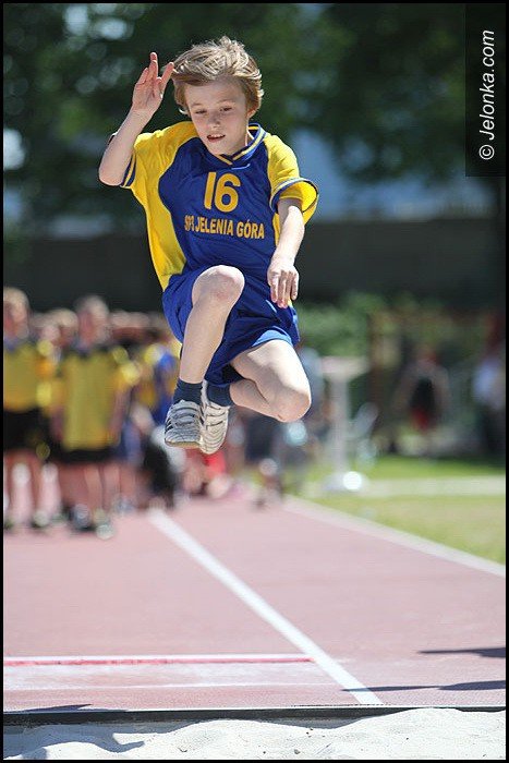 lekkoatletyczne-zmagania-przy-zotniczej-foto-52252