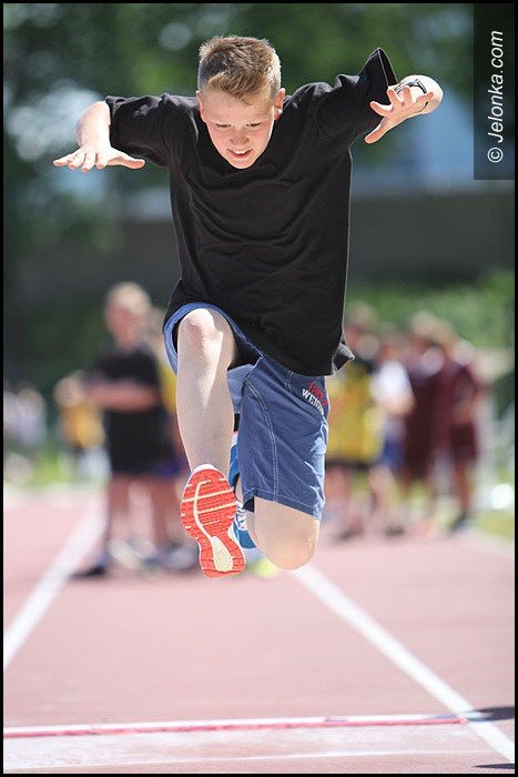 lekkoatletyczne-zmagania-przy-zotniczej-foto-52252
