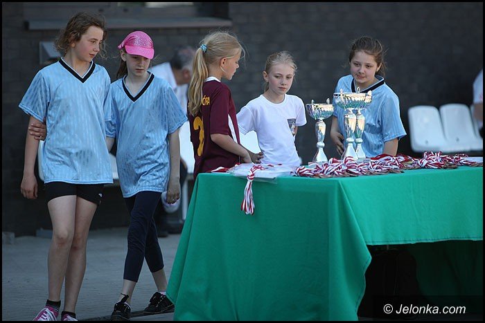 lekkoatletyczne-zmagania-przy-zotniczej-foto-52252
