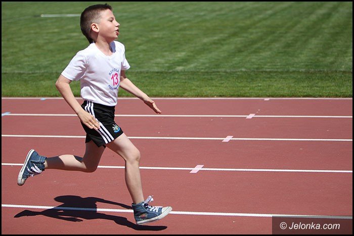 lekkoatletyczne-zmagania-przy-zotniczej-foto-52252