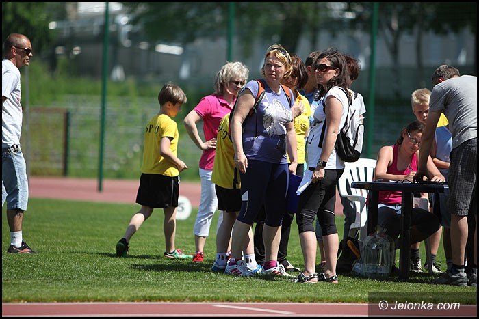 lekkoatletyczne-zmagania-przy-zotniczej-foto-52252