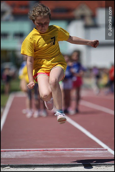 lekkoatletyczne-zmagania-przy-zotniczej-foto-52252