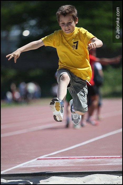 lekkoatletyczne-zmagania-przy-zotniczej-foto-52252