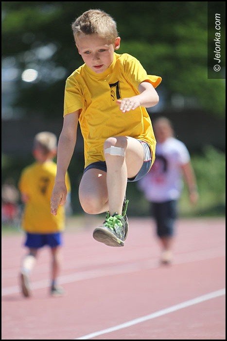 lekkoatletyczne-zmagania-przy-zotniczej-foto-52252