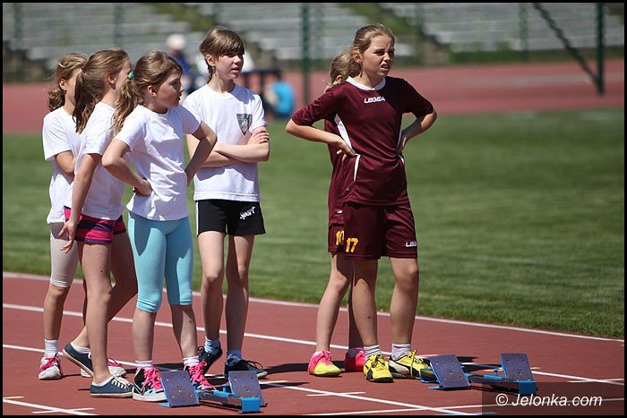 lekkoatletyczne-zmagania-przy-zotniczej-foto-52252