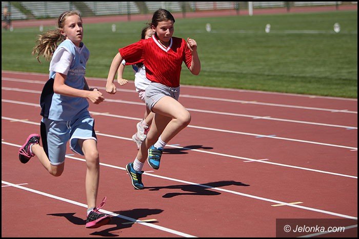 lekkoatletyczne-zmagania-przy-zotniczej-foto-52252