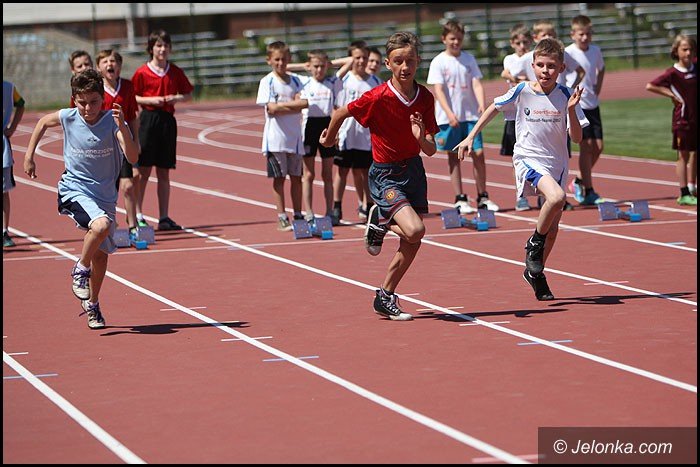 lekkoatletyczne-zmagania-przy-zotniczej-foto-52252