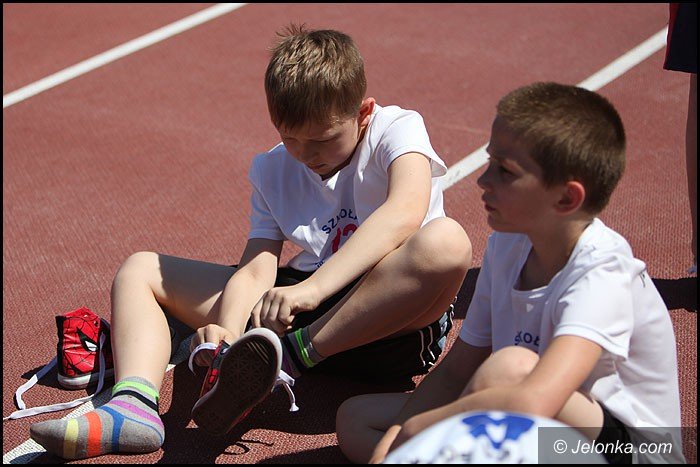 lekkoatletyczne-zmagania-przy-zotniczej-foto-52252