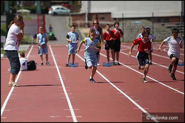 lekkoatletyczne-zmagania-przy-zotniczej-foto-52252