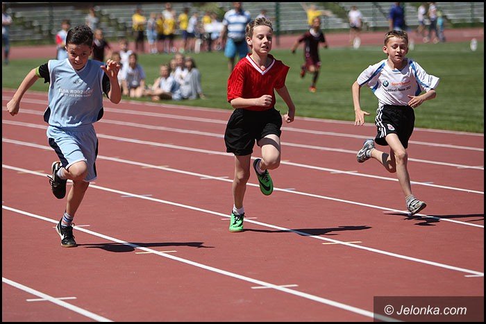 lekkoatletyczne-zmagania-przy-zotniczej-foto-52252