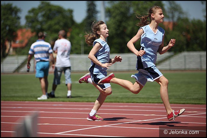 lekkoatletyczne-zmagania-przy-zotniczej-foto-52252