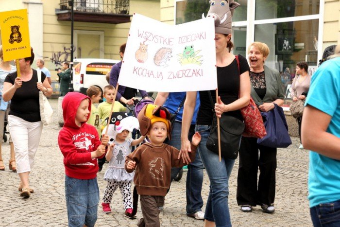 radosna-majowka-ze-zwierzakami-foto-52293