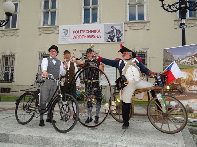 rowerowa-parada-retro-za-nami-foto-52320
