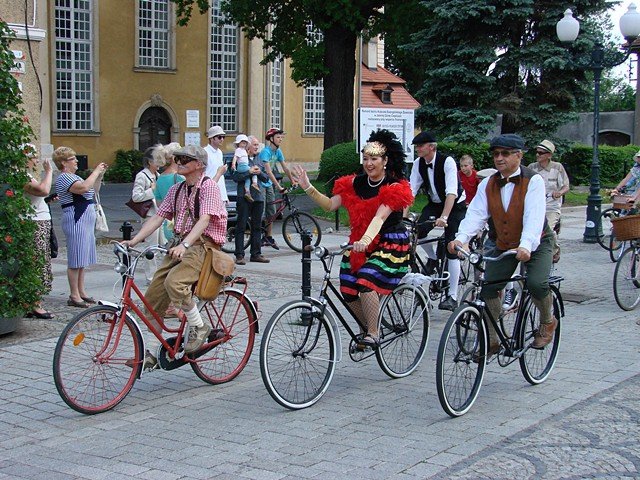 rowerowa-parada-retro-za-nami-foto-52320