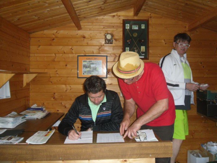 golfisci-powalczyli-w-harrachovie-foto-52342
