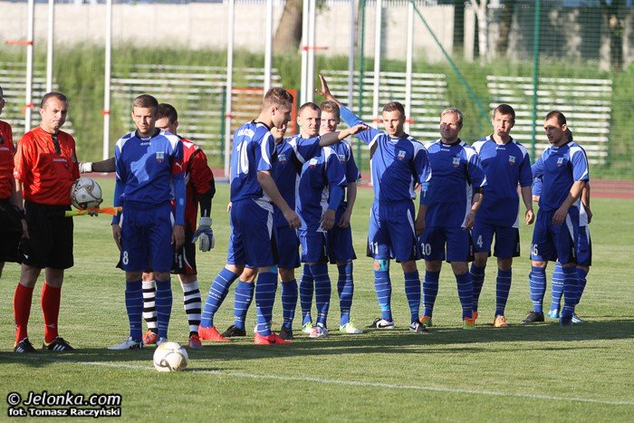 marzenia-o-awansie-oddalaja-sie-foto-52382