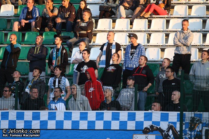 marzenia-o-awansie-oddalaja-sie-foto-52382