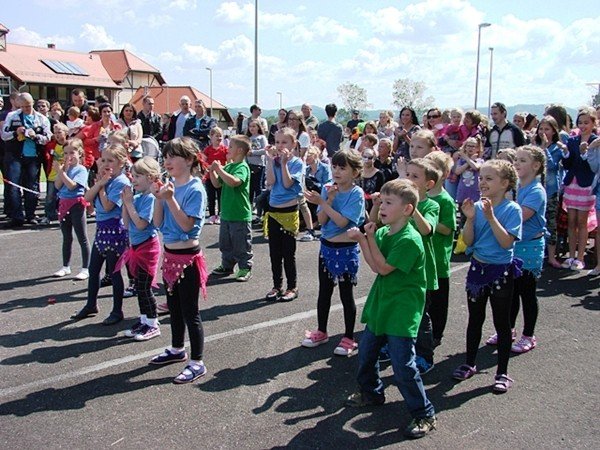 swietna-zabawa-na-pikniku-rodzinnym-w-sobieszowie-foto-52419