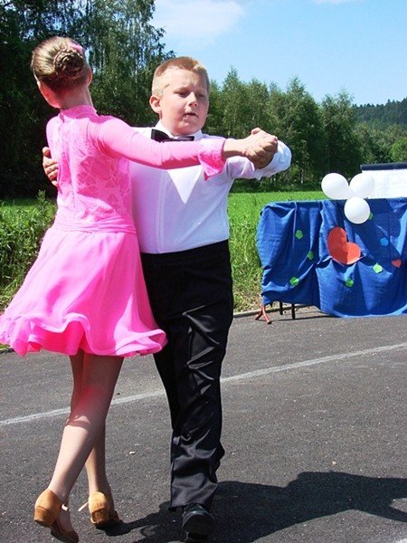 swietna-zabawa-na-pikniku-rodzinnym-w-sobieszowie-foto-52419