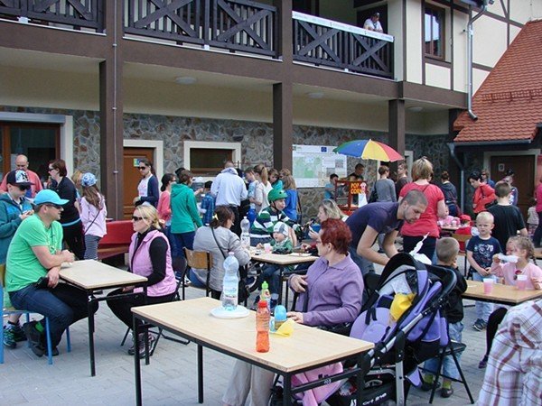 swietna-zabawa-na-pikniku-rodzinnym-w-sobieszowie-foto-52419