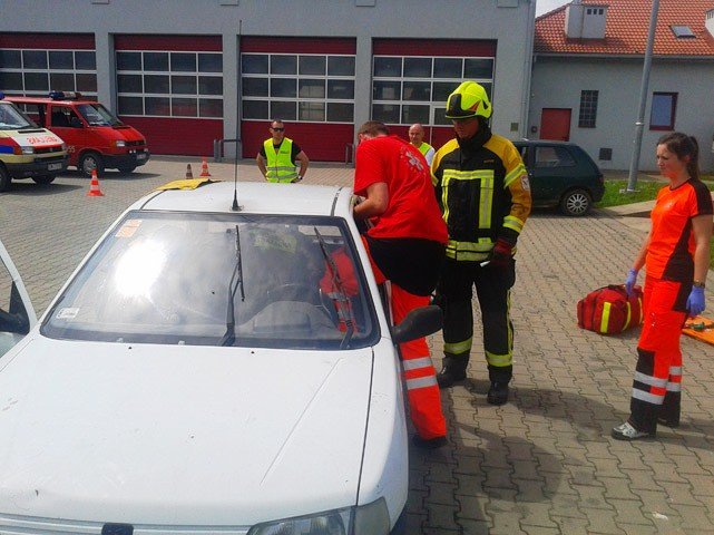 po-manewrach-ratowniczych-strazy-pozarnej-foto-52477