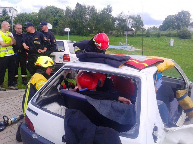 po-manewrach-ratowniczych-strazy-pozarnej-foto-52477