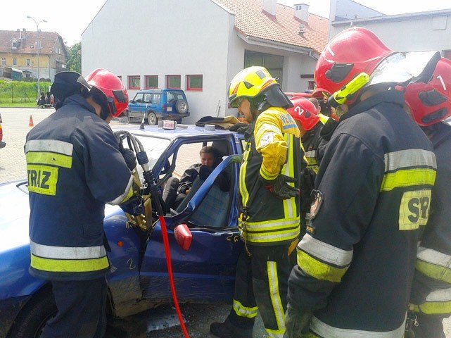 po-manewrach-ratowniczych-strazy-pozarnej-foto-52477