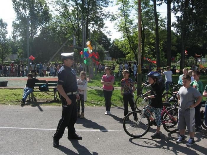 festyn-zdrowia-sportu-i-rodziny-w-sp7-na-sto-dwa-foto-52478