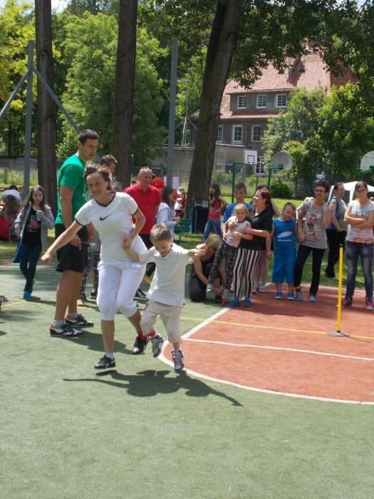 festyn-zdrowia-sportu-i-rodziny-w-sp7-na-sto-dwa-foto-52478