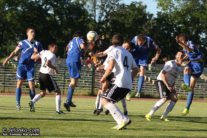 pozostay-dwie-ekipy-w-walce-o-iiilige-foto-52481