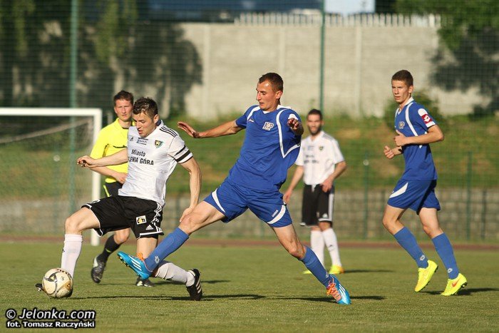 pozostay-dwie-ekipy-w-walce-o-iiilige-foto-52481