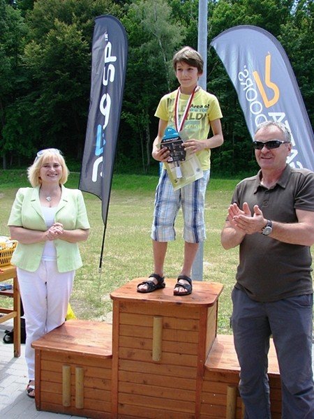 scigali-sie-na-hulajnogach-i-nartorolkach-foto-52523