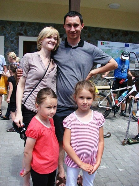 scigali-sie-na-hulajnogach-i-nartorolkach-foto-52523