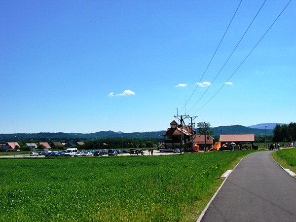 scigali-sie-na-hulajnogach-i-nartorolkach-foto-52523