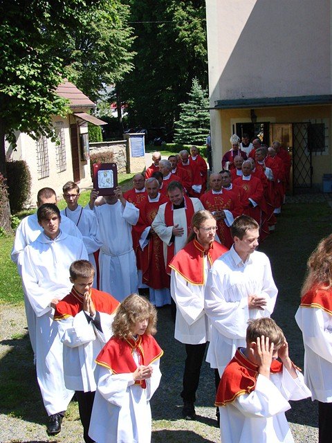 piekny-jubileusz-proboszcza-z-sobieszowa-foto-52530