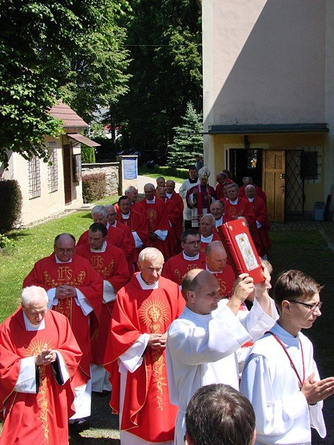 piekny-jubileusz-proboszcza-z-sobieszowa-foto-52530