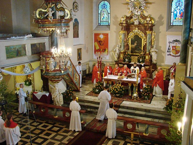piekny-jubileusz-proboszcza-z-sobieszowa-foto-52530
