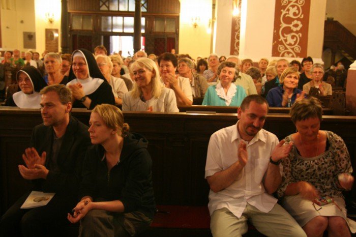procesja-z-publicznym-swiadectwem-mazenskim-foto-52547
