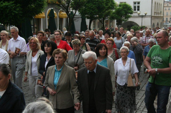 procesja-z-publicznym-swiadectwem-mazenskim-foto-52547