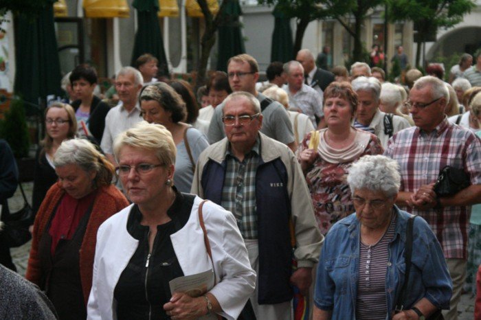 procesja-z-publicznym-swiadectwem-mazenskim-foto-52547