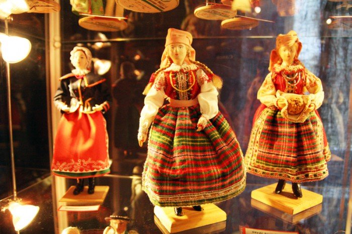 polskie-stroje-ludowe-w-muflonie-foto-52556