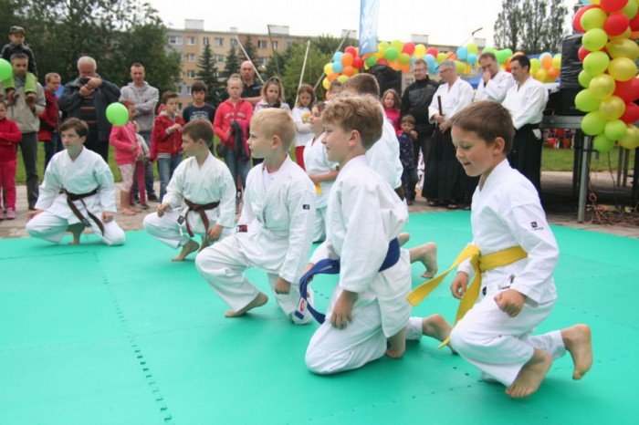 kaprysna-pogoda-i-wiele-atrakcji-na-festynie-w-jedenastce-foto-52595