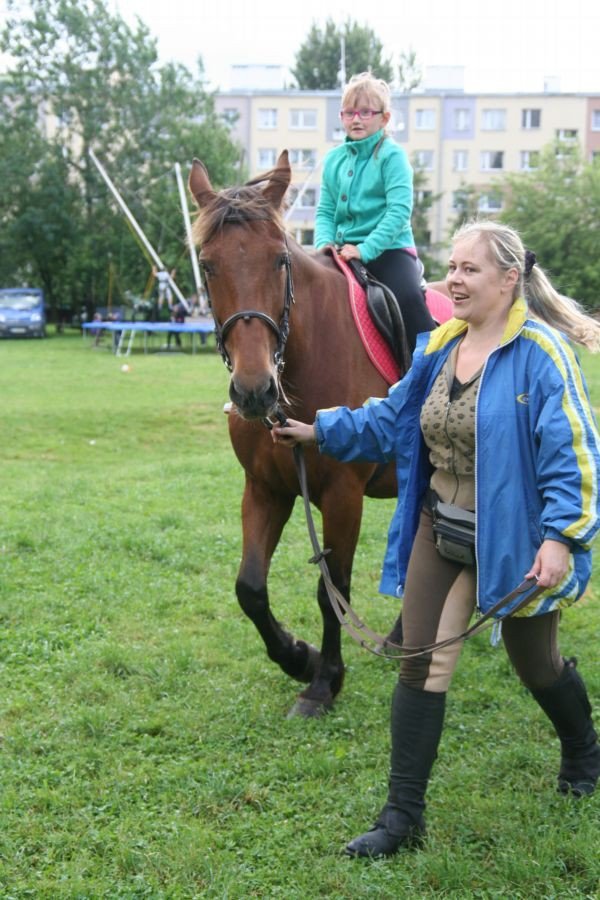 kaprysna-pogoda-i-wiele-atrakcji-na-festynie-w-jedenastce-foto-52595