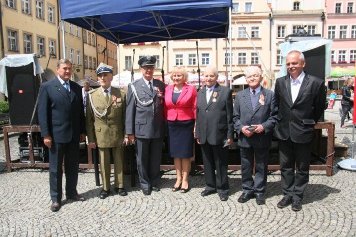 organizacje-pozarzadowe-zaprezentoway-sie-w-rynku-foto-52596
