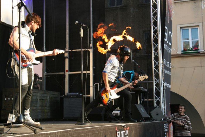niezwyky-koncert-na-jeleniogorskim-rynku-foto-52642