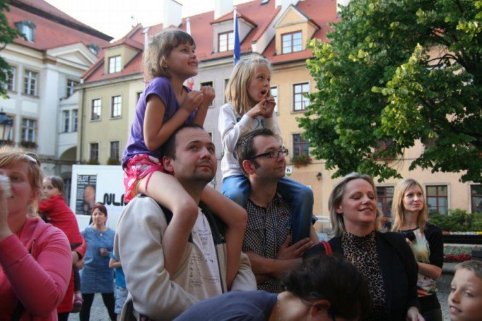 niezwyky-koncert-na-jeleniogorskim-rynku-foto-52642