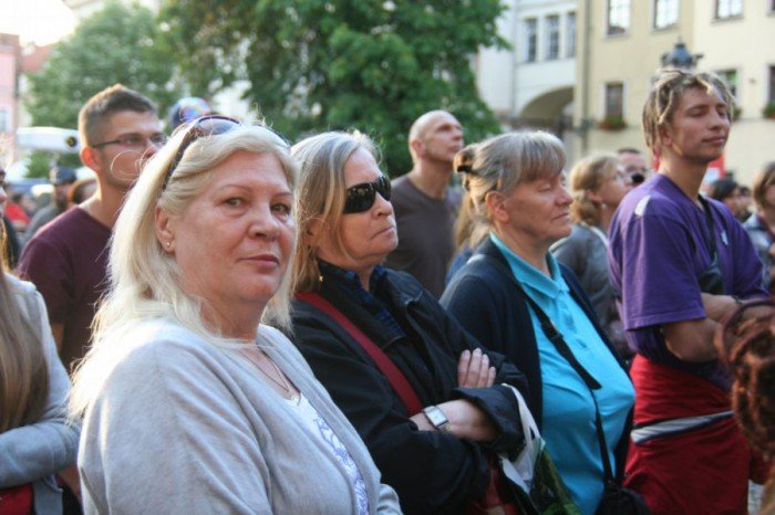 niezwyky-koncert-na-jeleniogorskim-rynku-foto-52642