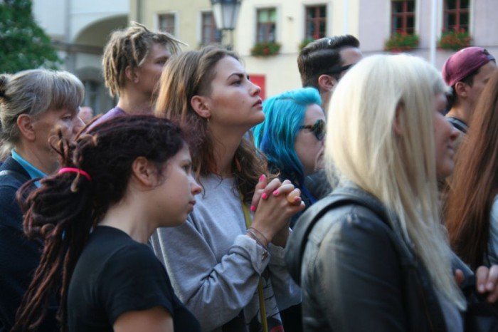 niezwyky-koncert-na-jeleniogorskim-rynku-foto-52642