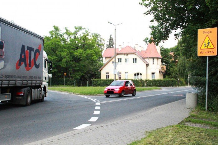 bedzie-przebudowa-skrzyzowania-rataja-i-cieplickiej-foto-52646